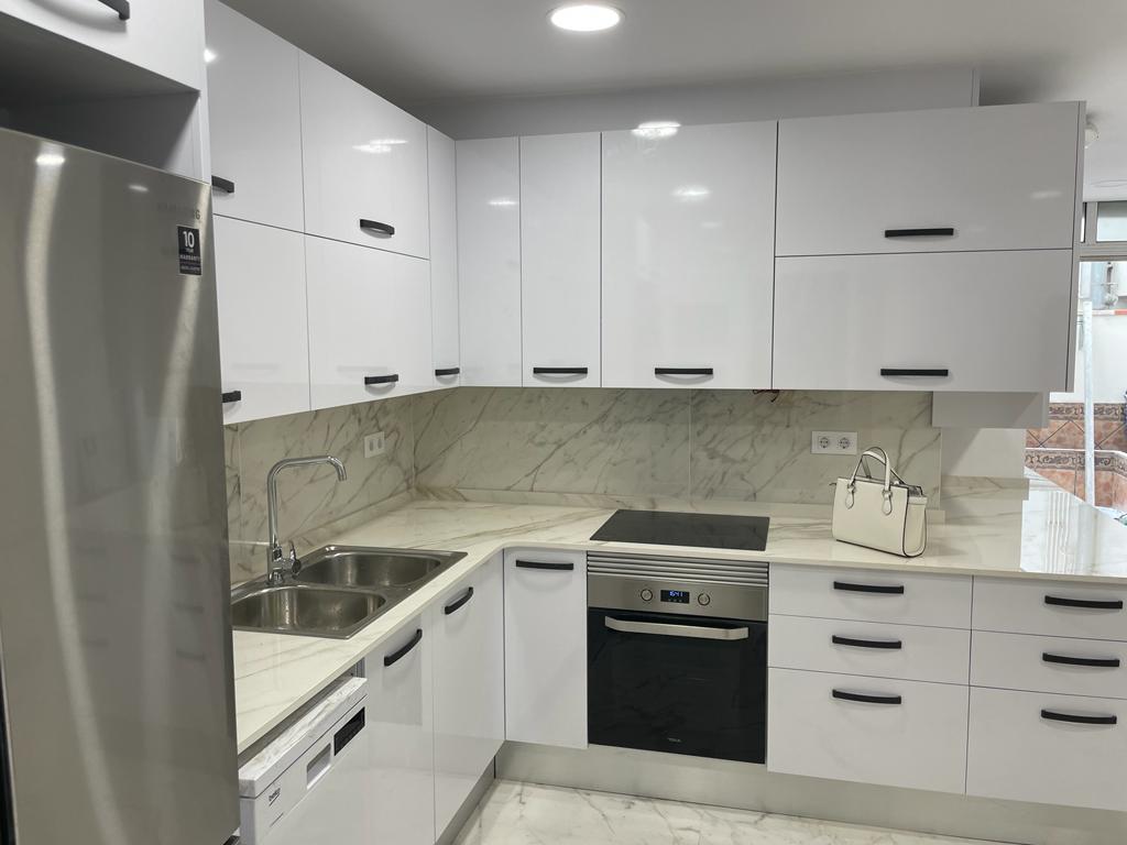 Cocina Clásica 1 - Elegancia tradicional - Reforma Barcelona - Reformes Bonilla